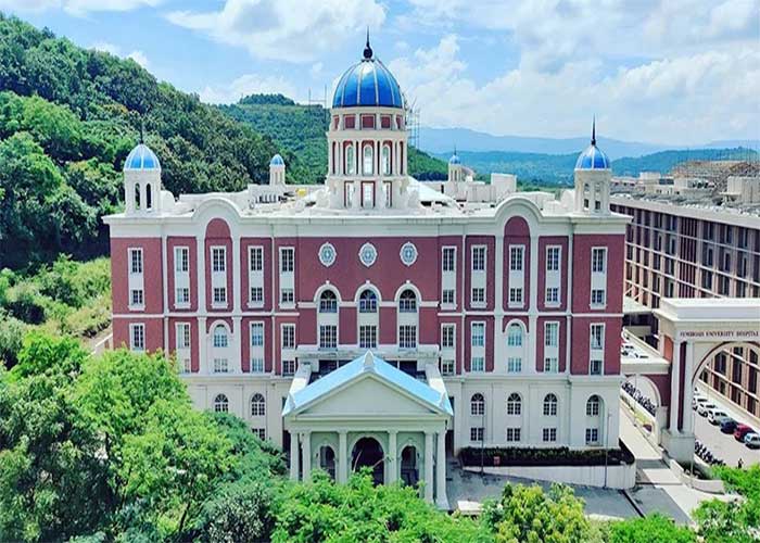 Symbiosis Medical College for Women (SMCW)